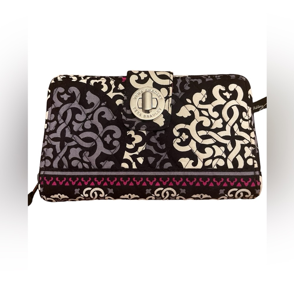 Vera Bradley Clutch zip around and twist lock wallet great condition.
